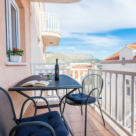 Guest house Burum