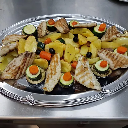 Burum Πανσιόν Ντουμπρόβνικ